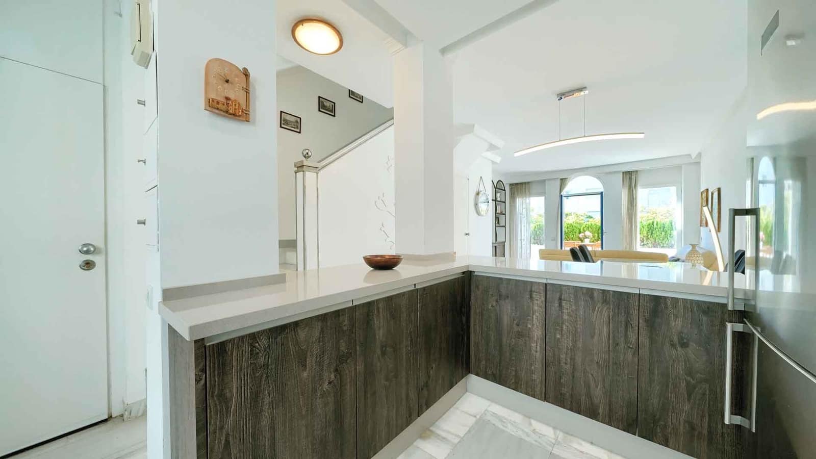 2 sovrum Lägenhet till salu i Marbella med pool - 799 000 € (Ref: 1998735)