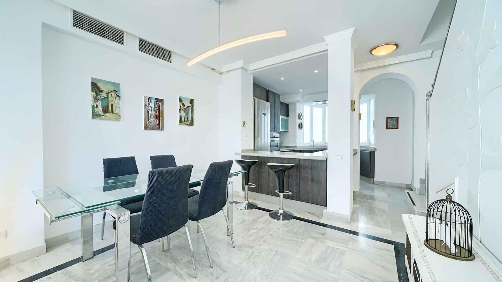 2 sovrum Lägenhet till salu i Marbella med pool - 799 000 € (Ref: 1998735)