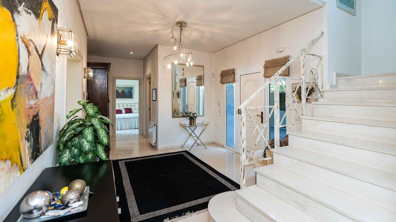 3 soveværelse Villa til salg i Golden Mile med swimmingpool - € 2.195.000 (Ref: 2010147)