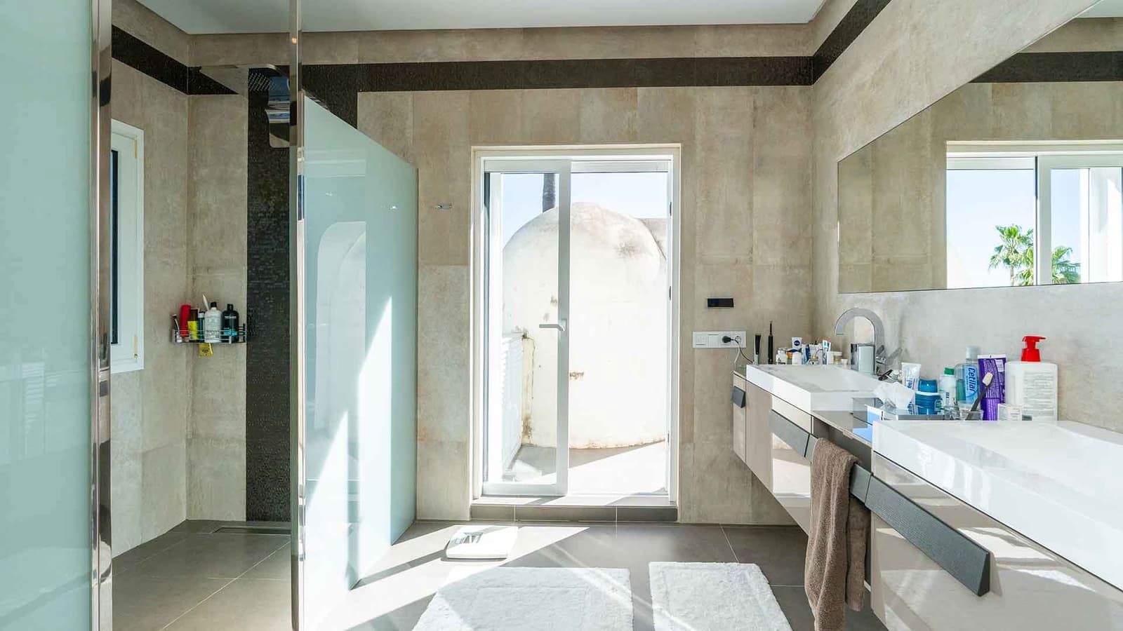 3 soveværelse Villa til salg i Golden Mile med swimmingpool - € 2.195.000 (Ref: 2010147)