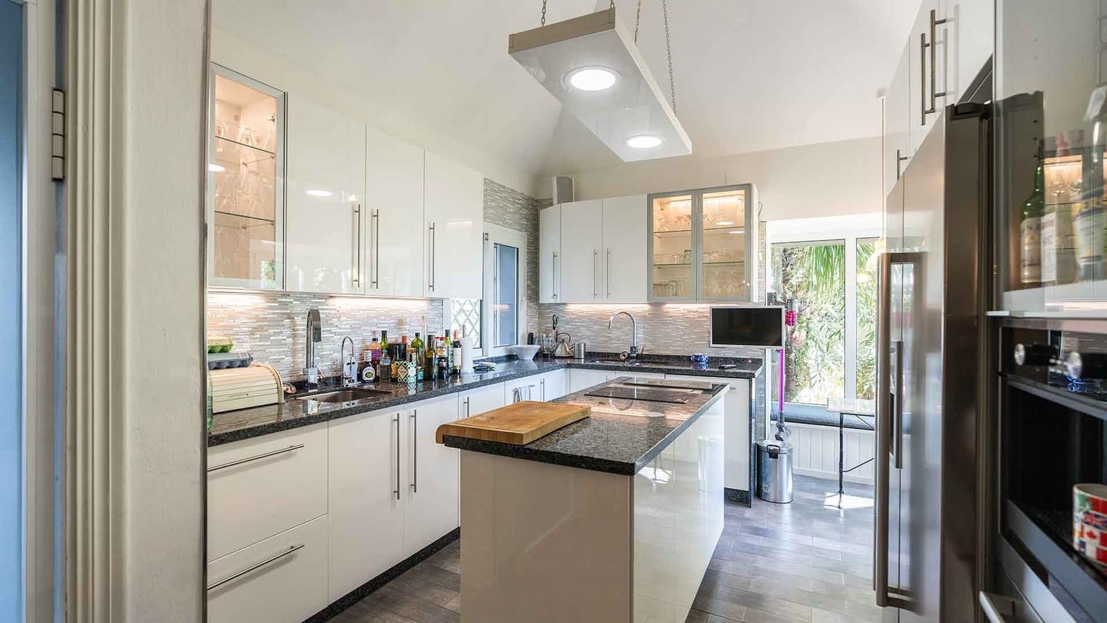 3 soveværelse Villa til salg i Golden Mile med swimmingpool - € 2.195.000 (Ref: 2010147)