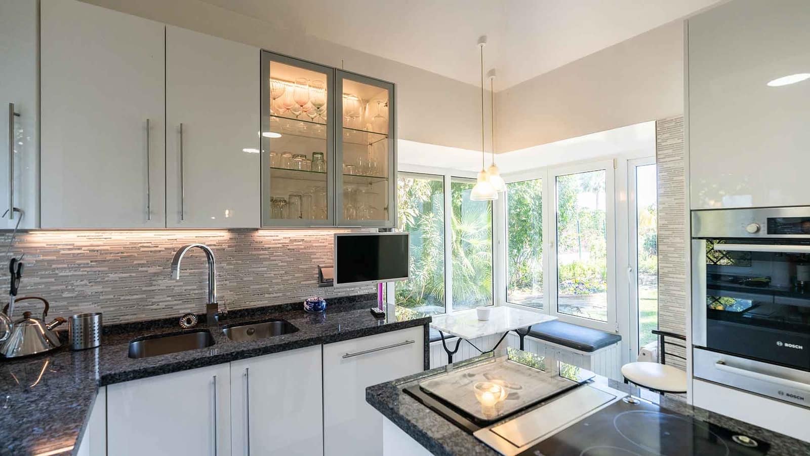 3 soveværelse Villa til salg i Golden Mile med swimmingpool - € 2.195.000 (Ref: 2010147)