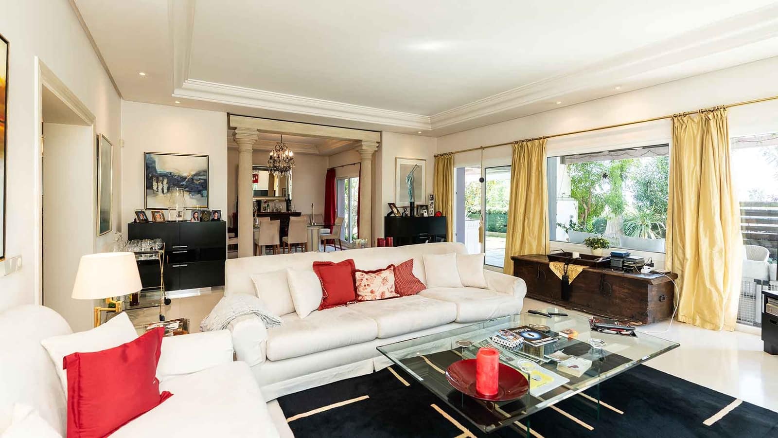 3 soveværelse Villa til salg i Golden Mile med swimmingpool - € 2.195.000 (Ref: 2010147)