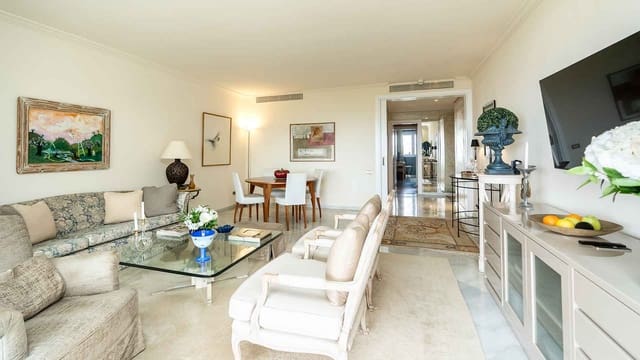 2 makuuhuone Huoneisto myytävänä paikassa Playa Bajadilla - Puertos, Marbella mukana uima-altaan - 1 580 000 € (Ref: 2687027)