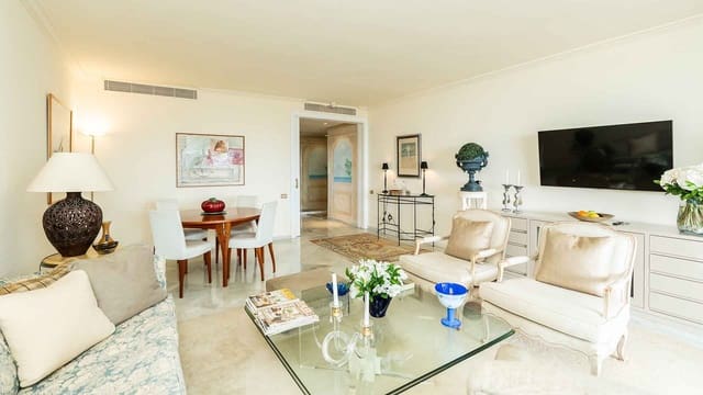 2 makuuhuone Huoneisto myytävänä paikassa Playa Bajadilla - Puertos, Marbella mukana uima-altaan - 1 580 000 € (Ref: 2687027)