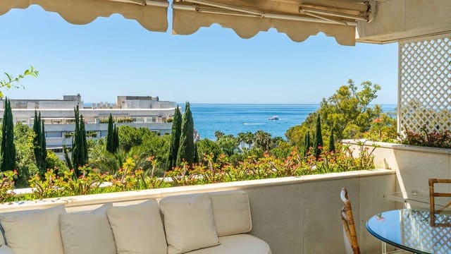 2 makuuhuone Huoneisto myytävänä paikassa Playa Bajadilla - Puertos, Marbella mukana uima-altaan - 1 580 000 € (Ref: 2687027)