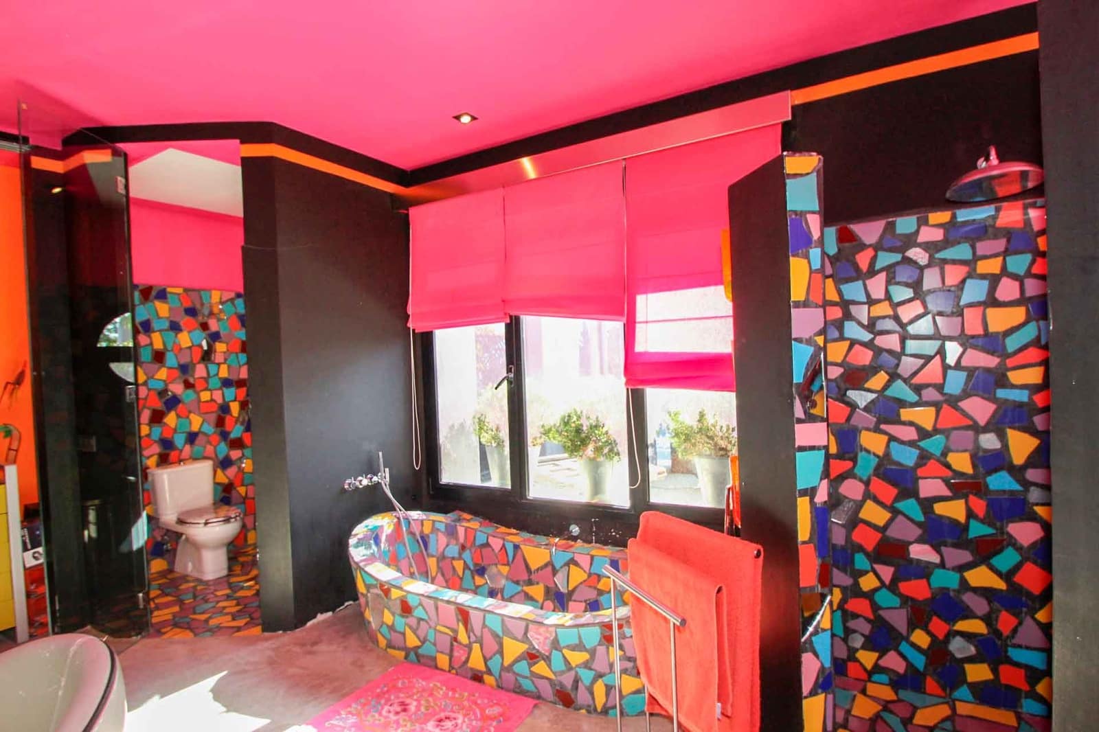 5 makuuhuone Huvila myytävänä paikassa Estepona mukana uima-altaan - 2 300 000 € (Ref: 3139781)