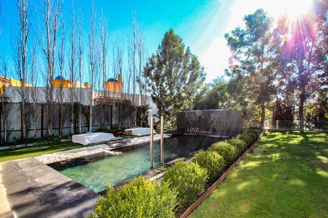 5 chambre Villa/Maison à vendre à Centro, Estepona avec piscine - 2 300 000 € (Ref: 3139781)