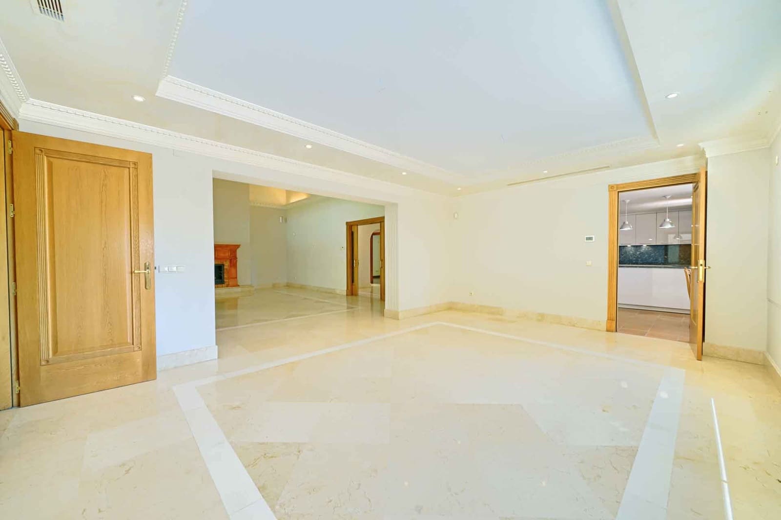 6 soveværelse Villa til salg i Golden Mile med swimmingpool - € 4.500.000 (Ref: 3139861)