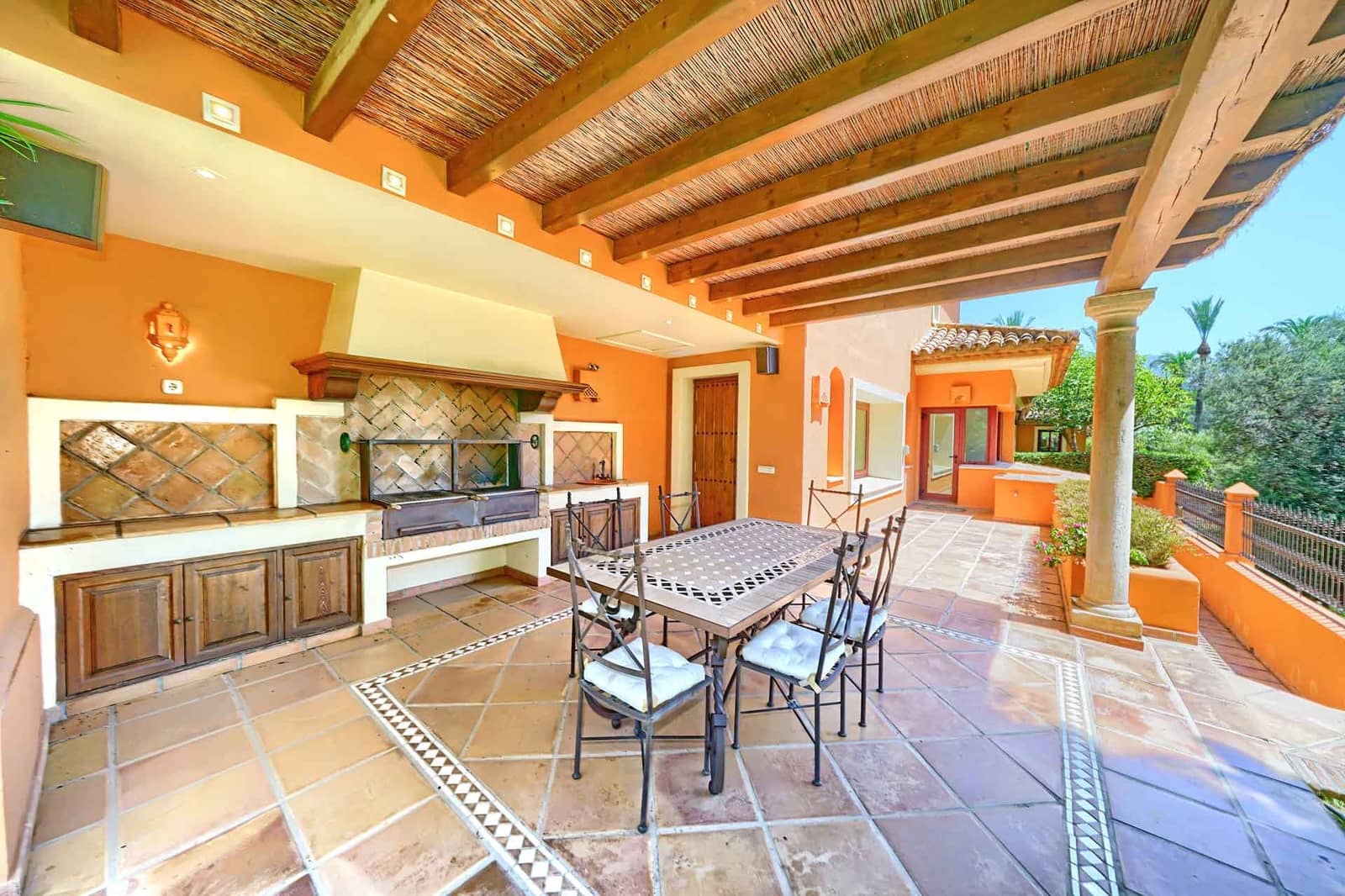 6 soveværelse Villa til salg i Golden Mile med swimmingpool - € 4.500.000 (Ref: 3139861)