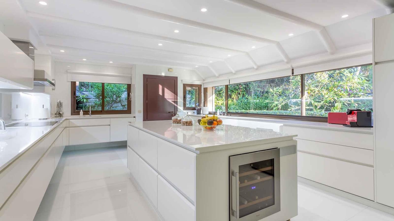 6 Zimmer Villa zu verkaufen in Rio Real mit Pool - 3.500.000 € (Ref: 3139867)