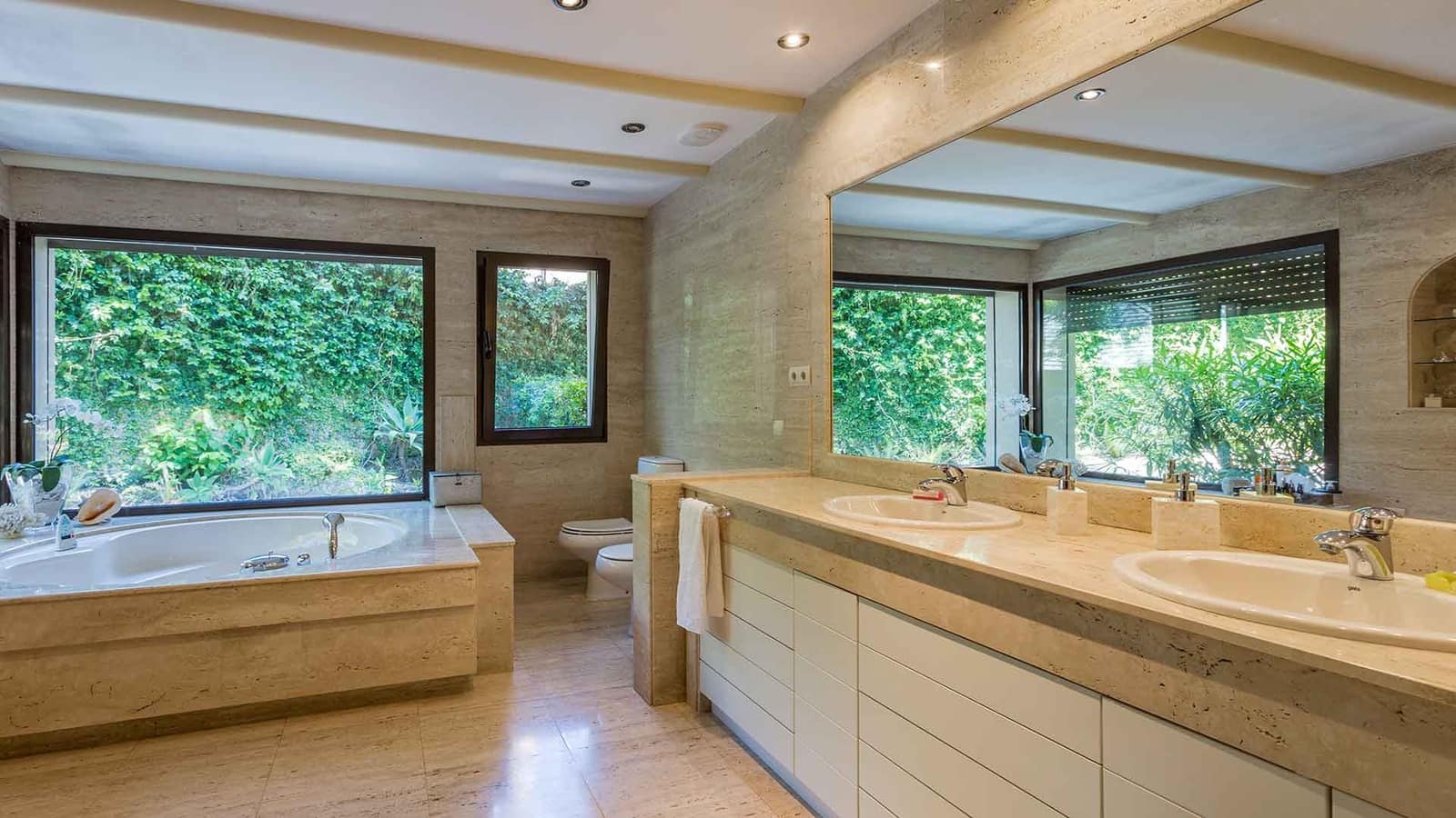 6 Zimmer Villa zu verkaufen in Rio Real mit Pool - 3.500.000 € (Ref: 3139867)