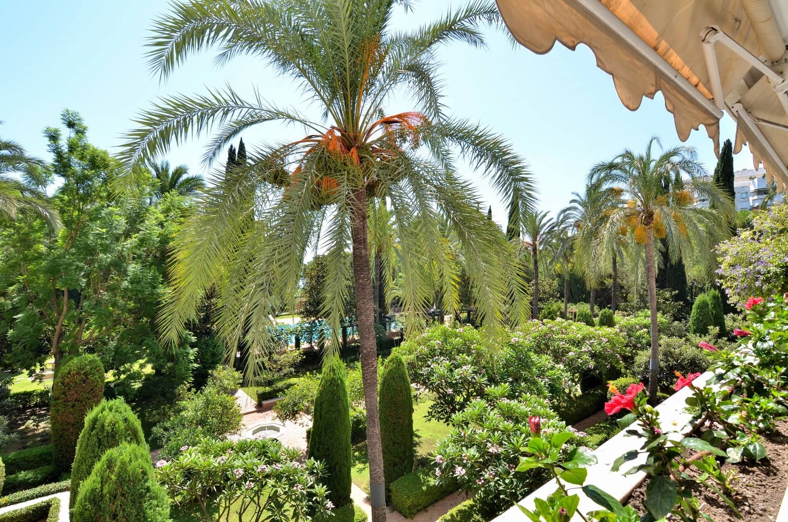 3 soveværelse Lejlighed til salg i Marbella med swimmingpool - € 2.400.000 (Ref: 3562824)