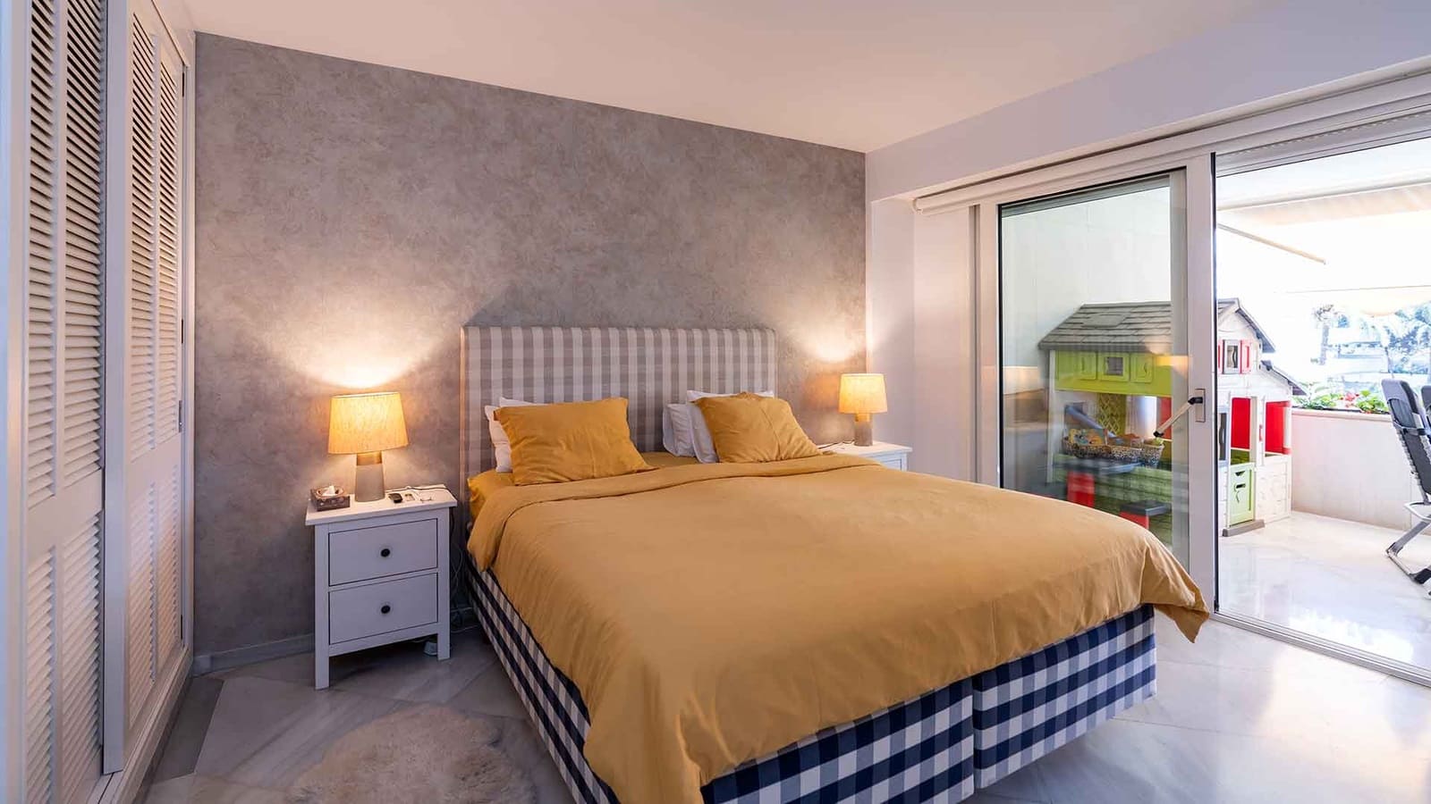 3 soveværelse Lejlighed til salg i Marbella med swimmingpool - € 2.400.000 (Ref: 3562824)