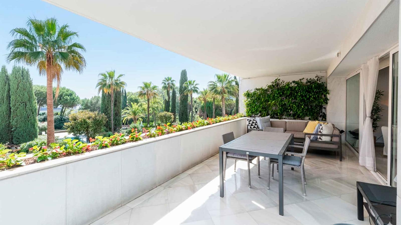 3 soveværelse Lejlighed til salg i Marbella med swimmingpool - € 2.400.000 (Ref: 3562824)