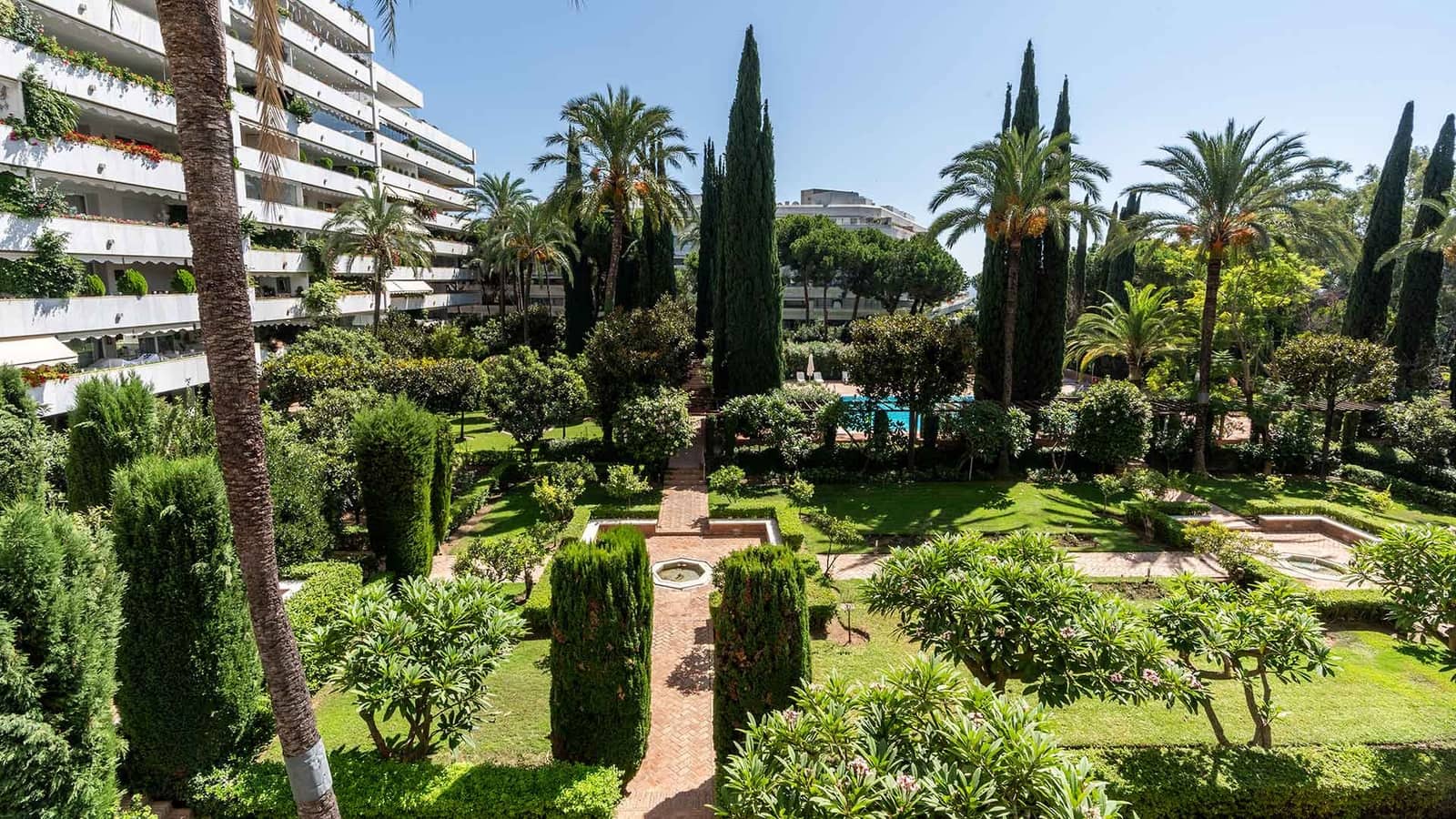 3 soveværelse Lejlighed til salg i Marbella med swimmingpool - € 2.400.000 (Ref: 3562824)