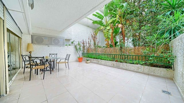 1 camera da letto Appartamento in vendita in Lomas De Marbella, Marbella con piscina - 450.000 € (Rif: 3575520)