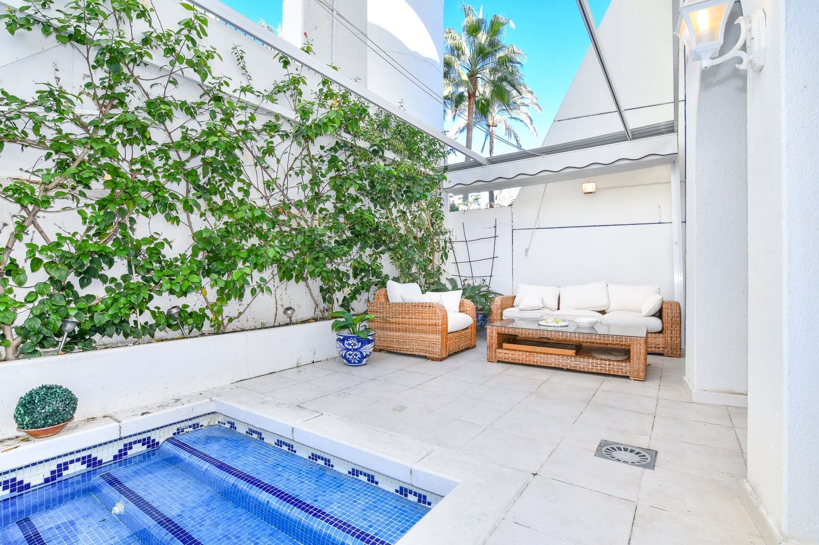 3 Zimmer Apartment zu verkaufen in Marbella mit Pool - 1.850.000 € (Ref: 4410846)