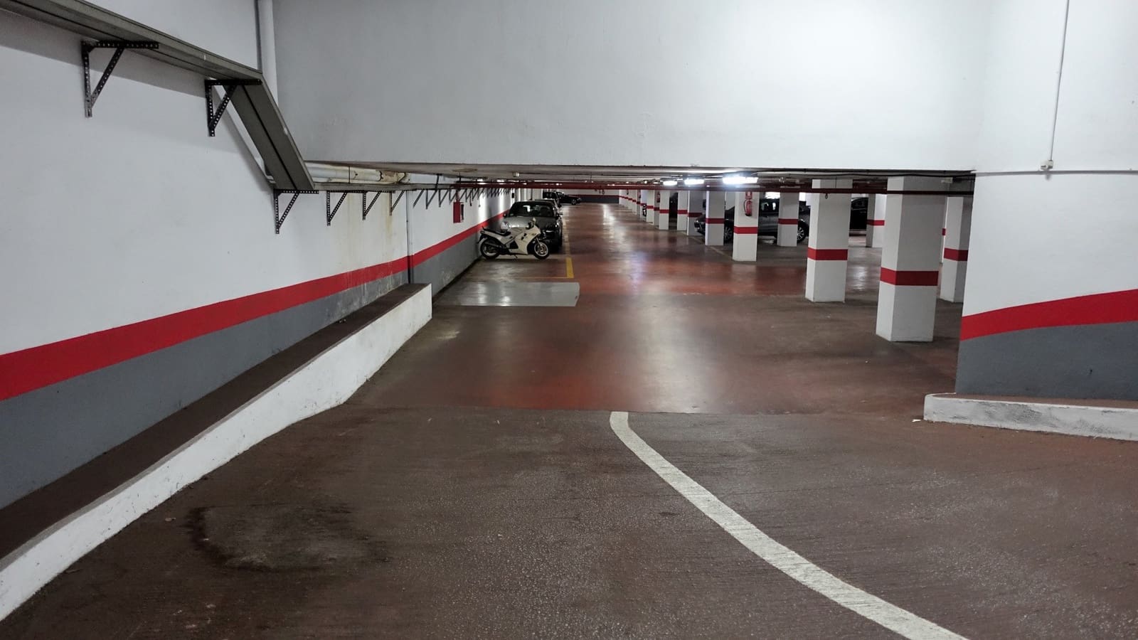 Garage til salg i Marbella - € 41.000 (Ref: 5551304)