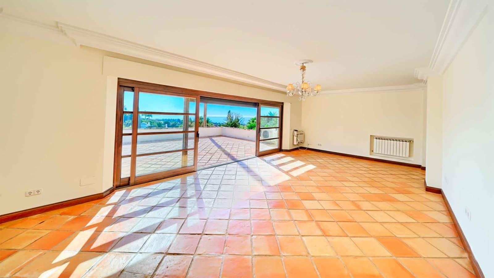 6 sypialnia Willa na sprzedaż w Golden Mile z basenem - 5 500 000 € (Ref: 6880300)