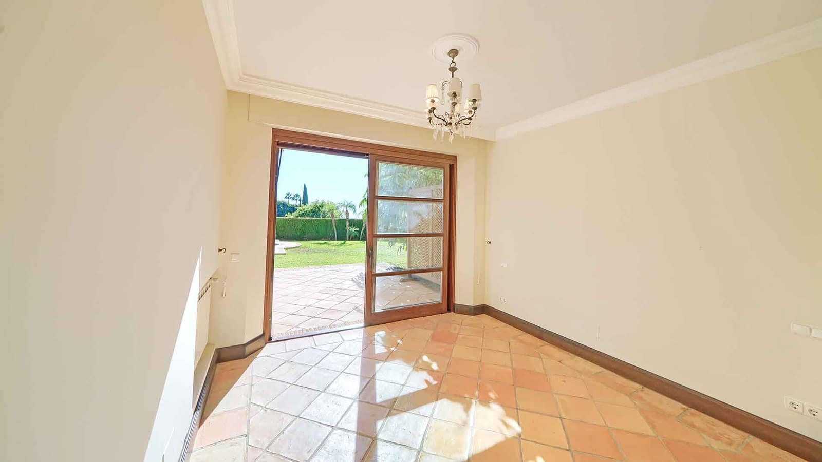 6 sypialnia Willa na sprzedaż w Golden Mile z basenem - 5 500 000 € (Ref: 6880300)