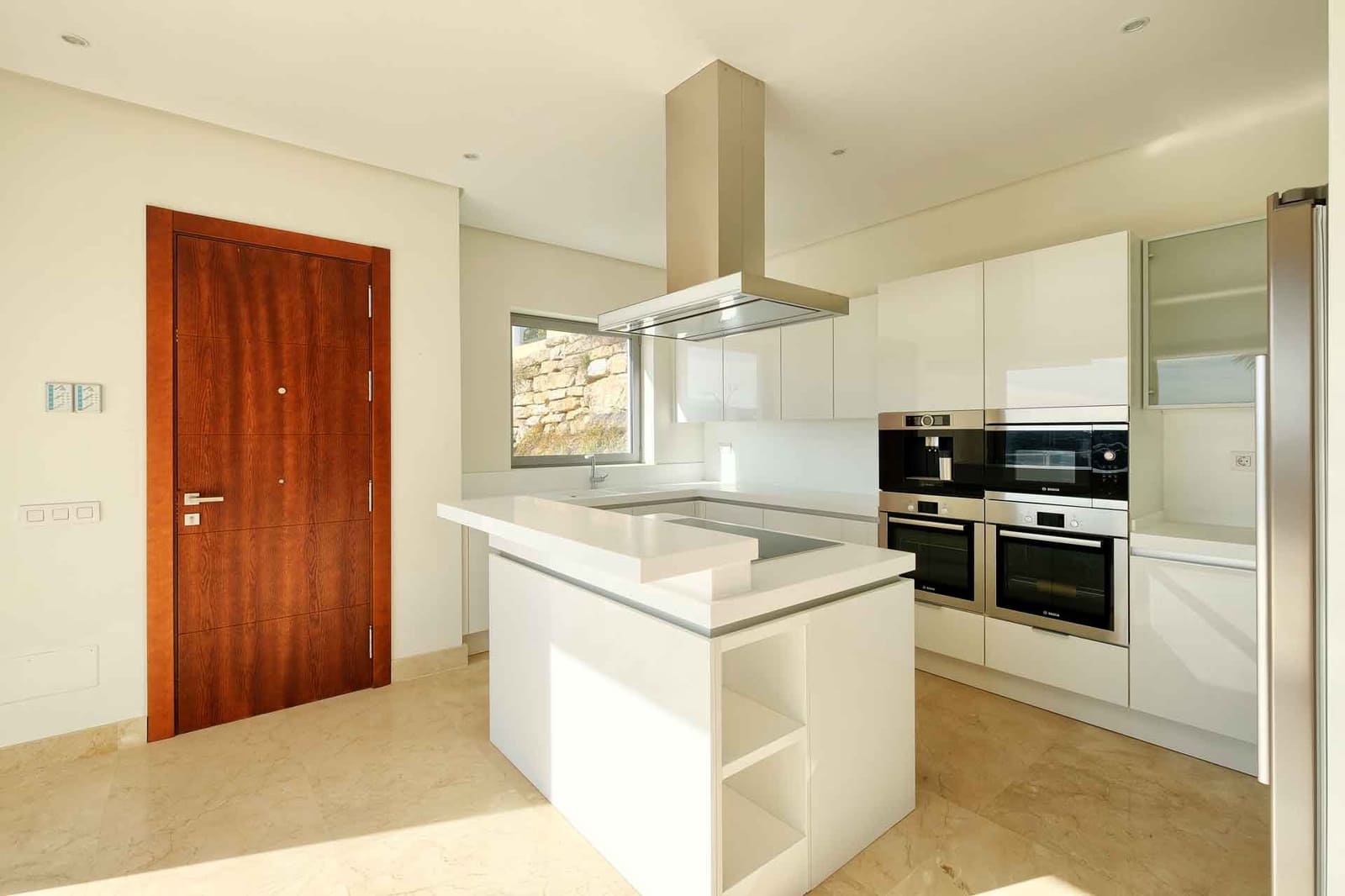 4 soveværelse Villa til salg i Benahavis med swimmingpool - € 2.200.000 (Ref: 6987003)