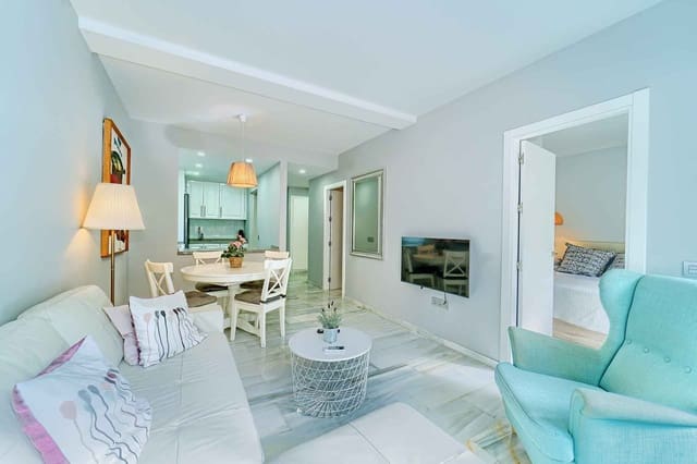 2 quarto Apartamento para venda em Lomas De Marbella, Marbella com piscina - 500 000 € (Ref: 7181435)