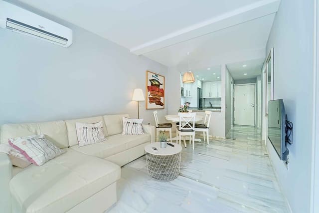 2 quarto Apartamento para venda em Lomas De Marbella, Marbella com piscina - 500 000 € (Ref: 7181435)