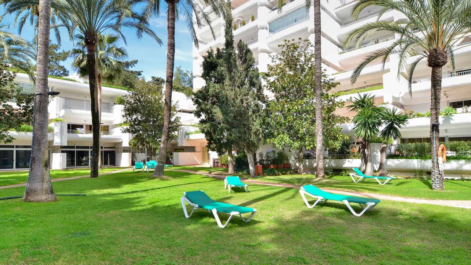2 soveværelse Lejlighed til salg i Golden Mile med swimmingpool garage - € 500.000 (Ref: 7181435)