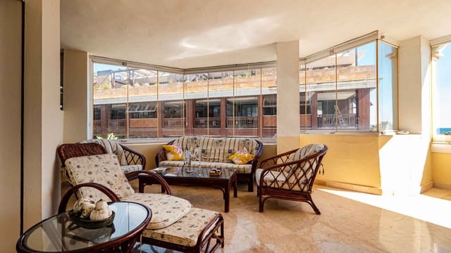 2 chambre Appartement à vendre à Puerto Banus, Marbella avec piscine - 1 575 000 € (Ref: 7728779)