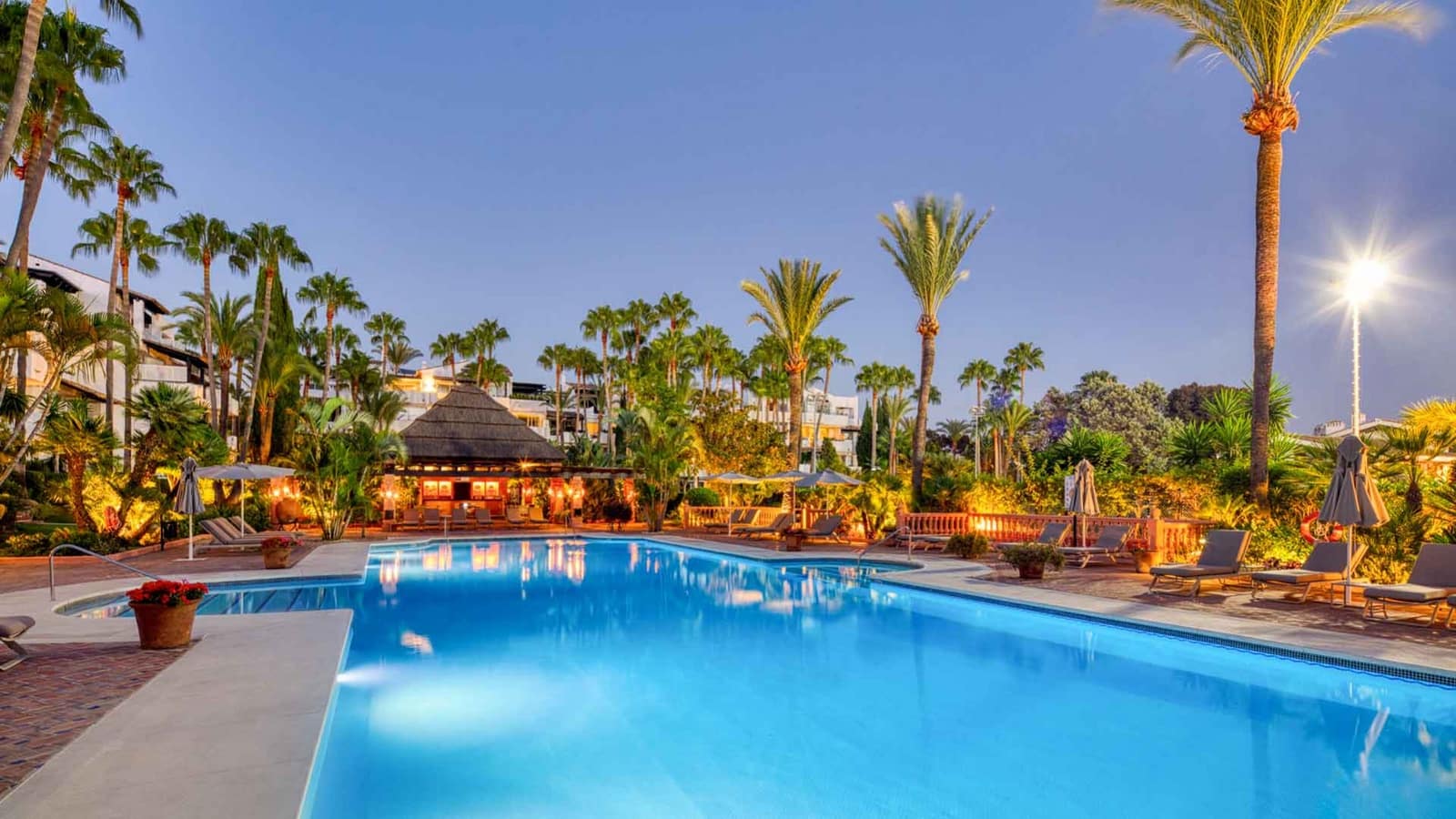 3 soverom Leilighet til salgs i Golden Mile med svømmebasseng - € 3 500 000 (Ref: 7748240)