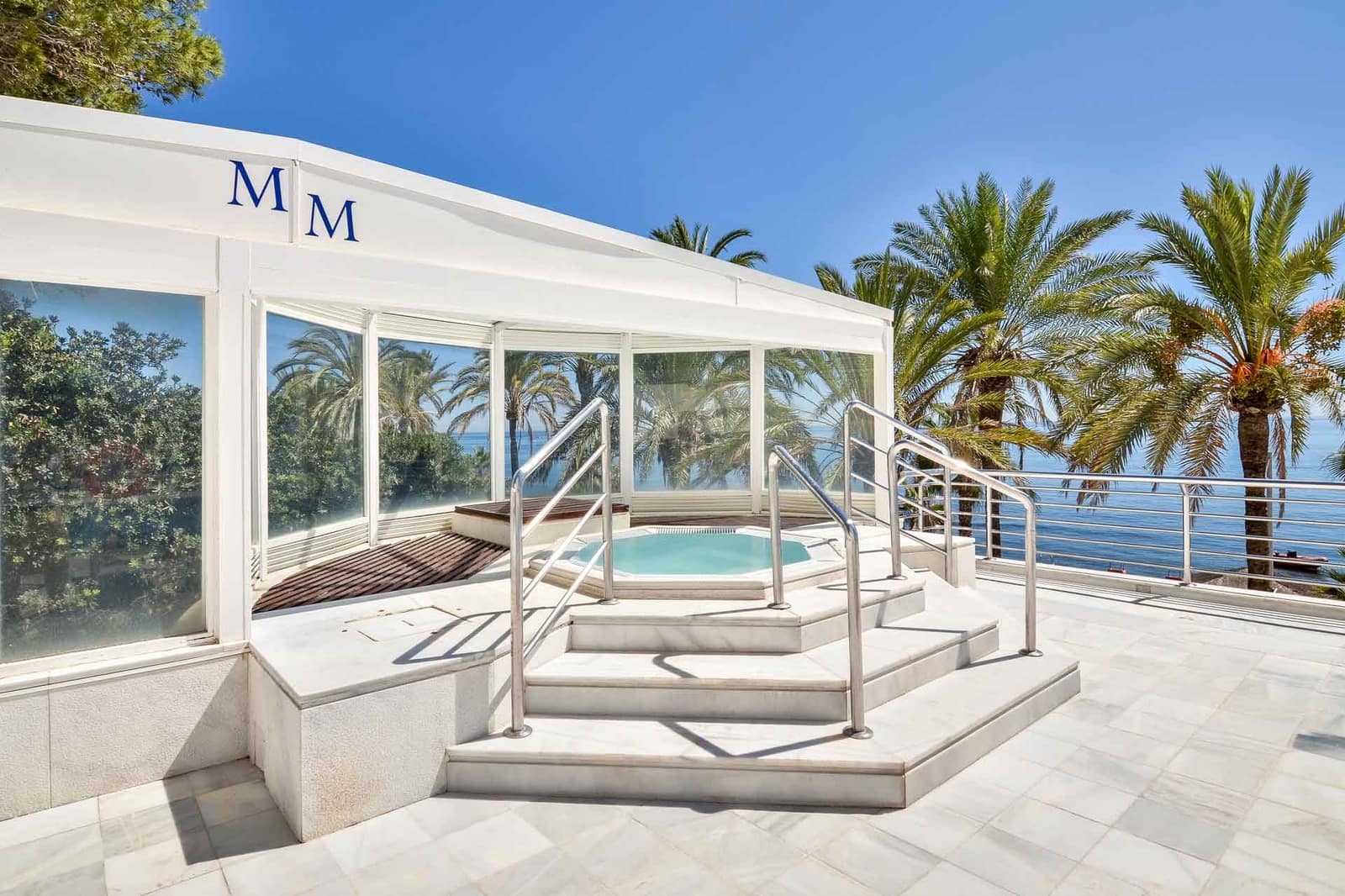 3 soveværelse Penthouse til salg i Golden Mile med swimmingpool - € 3.480.000 (Ref: 7782961)