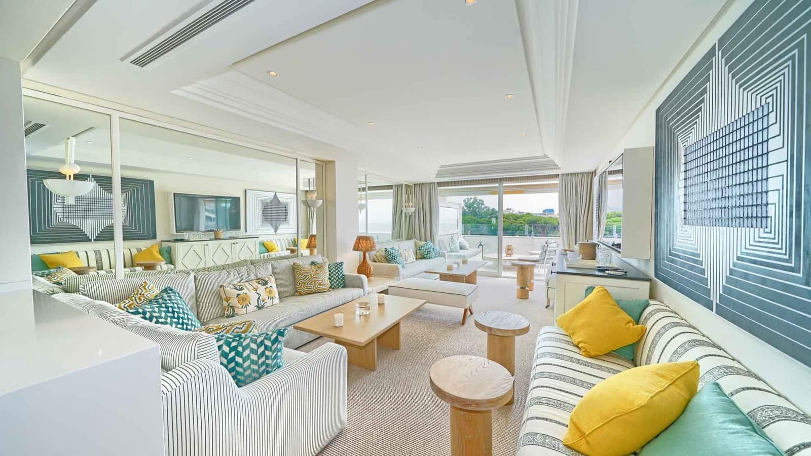 3 soveværelse Penthouse til salg i Golden Mile med swimmingpool - € 3.480.000 (Ref: 7782961)