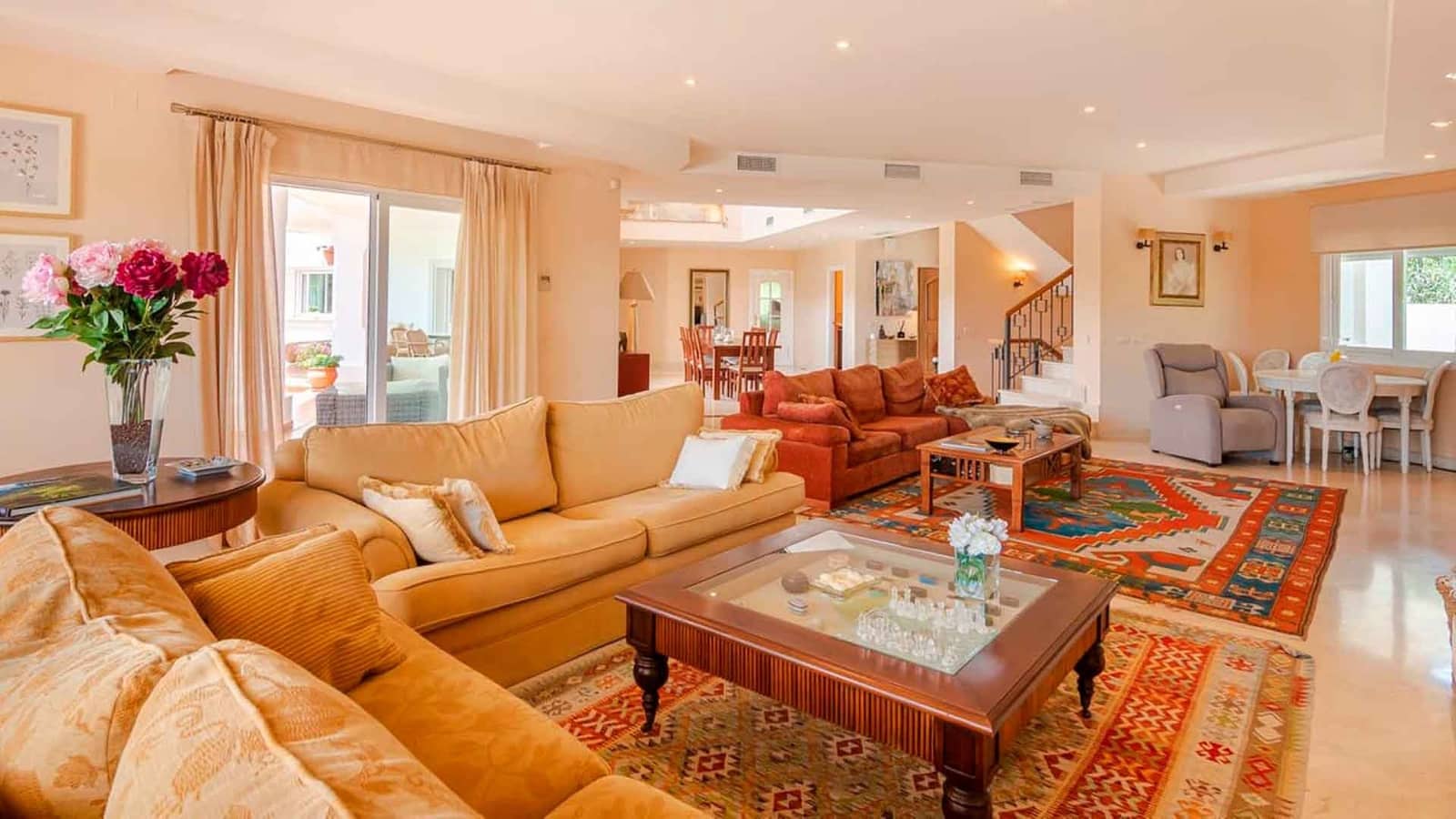 Chalet de 6 habitaciones en Benahavís en venta con piscina - 2.690.000 € (Ref: 7824607)