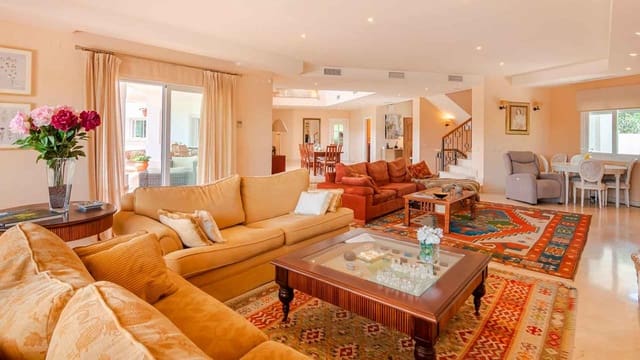 6 chambre Villa/Maison à vendre à Benahavís pueblo, Benahavís avec piscine - 2 690 000 € (Ref: 7824607)