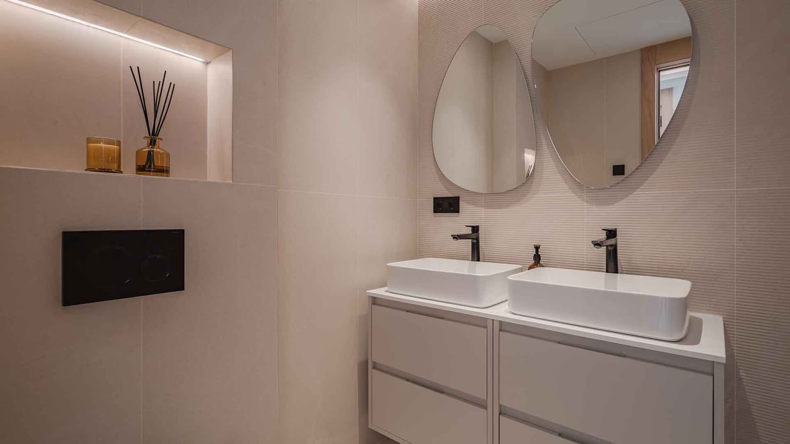 4 chambre Penthouse à vendre à Puerto Banus - 3 750 000 € (Ref: 8114213)