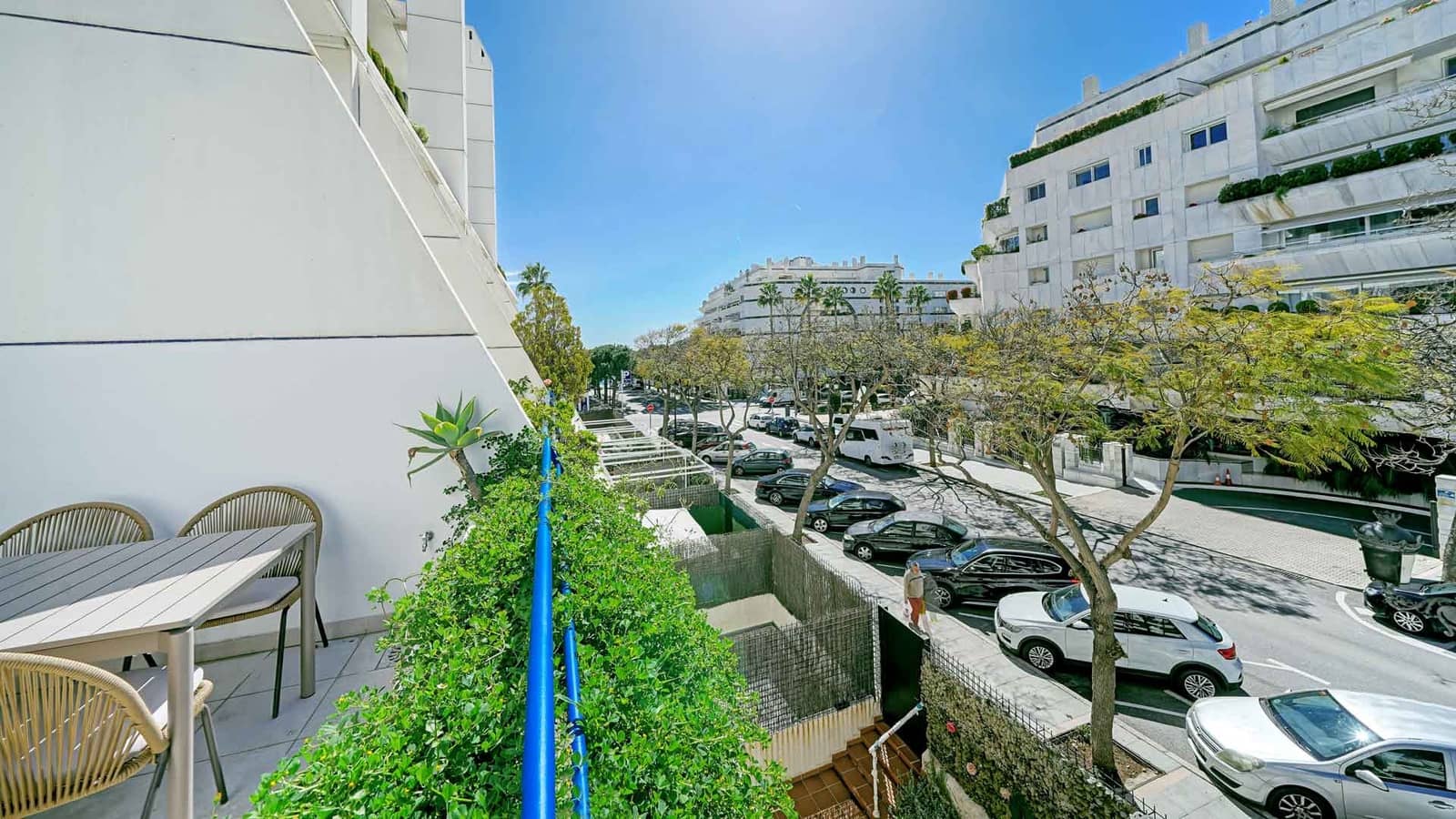 2 Zimmer Apartment zu verkaufen in Marbella mit Pool - 750.000 € (Ref: 8165763)
