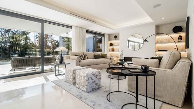 4 soverom Villa til salgs i Centro, Estepona med svømmebasseng - € 1 995 000 (Ref: 8201802)