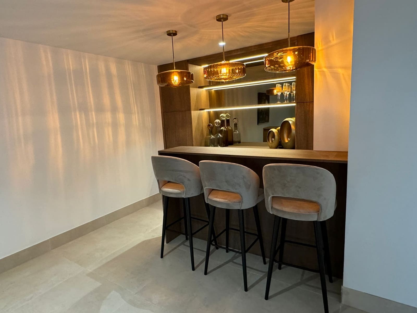 4 soveværelse Villa til salg i Estepona med swimmingpool - € 1.995.000 (Ref: 8201802)