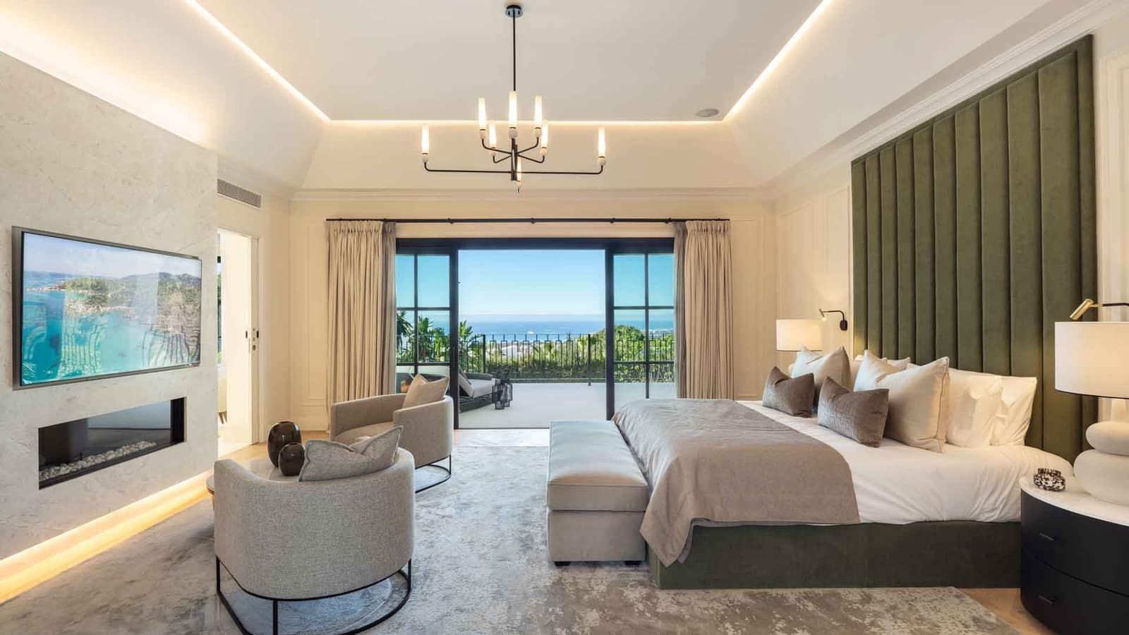 6 sypialnia Willa na sprzedaż w Golden Mile z basenem - 14 500 000 € (Ref: 8250221)