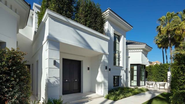 6 soverom Villa til salgs i Sierra Blanca, Marbella med svømmebasseng - € 14 500 000 (Ref: 8250221)