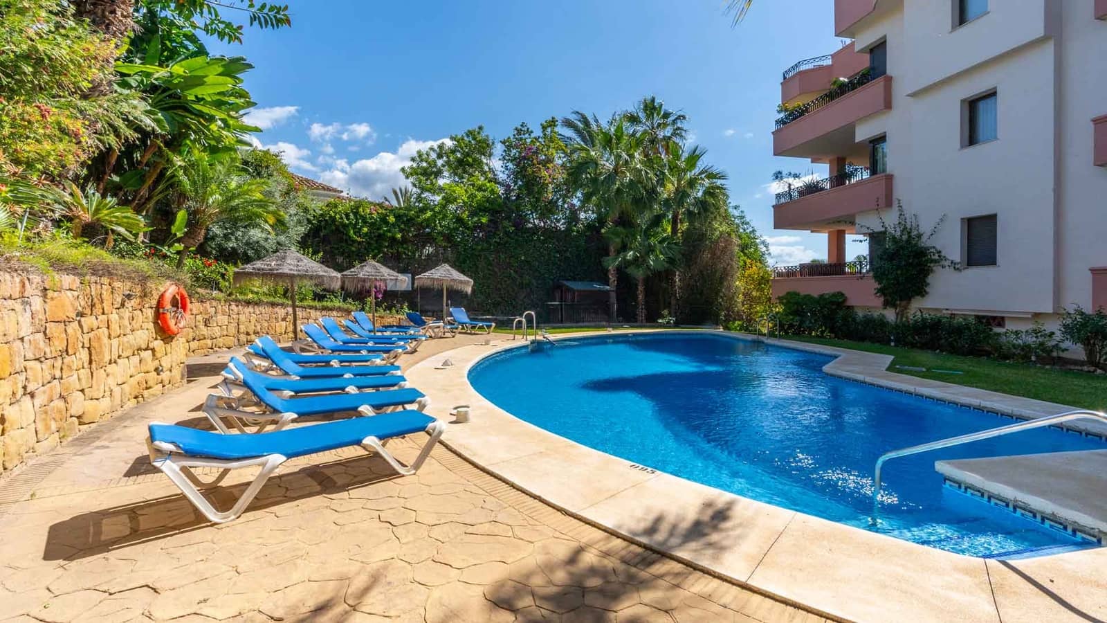 4 soverom Penthouse til salgs i Marbella med svømmebasseng - € 2 490 000 (Ref: 8310652)