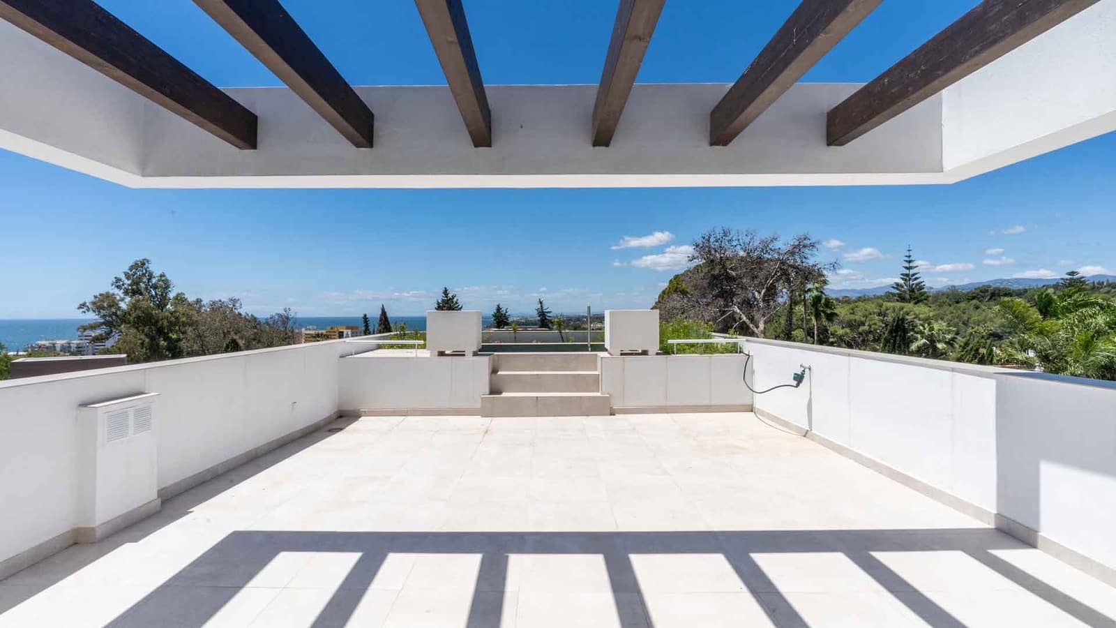 4 quarto Moradia para venda em Marbella com piscina - 4 500 000 € (Ref: 8331473)