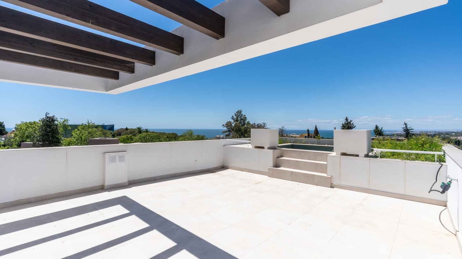 4 quarto Moradia para venda em Marbella com piscina - 4 500 000 € (Ref: 8331473)