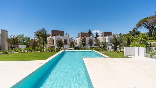 4 slaapkamer Villa te koop in La Merced, Marbella met zwembad - € 4.200.000 (Ref: 8331474)