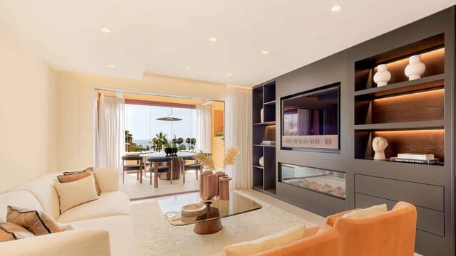 3 soveværelse Lejlighed til salg i Centro, Estepona med swimmingpool - € 2.395.000 (Ref: 8342980)