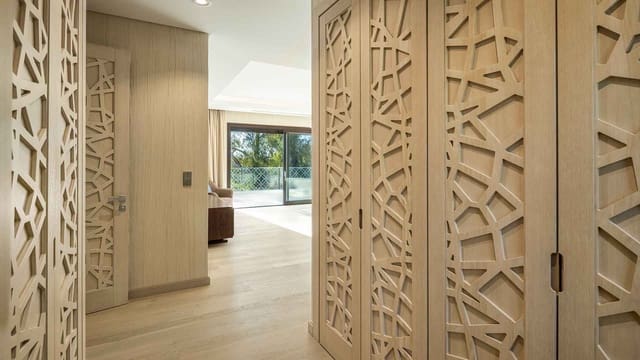 5 sypialnia Willa na sprzedaż w Nueva Andalucía Centro, Marbella z basenem - 7 500 000 € (Ref: 8363029)