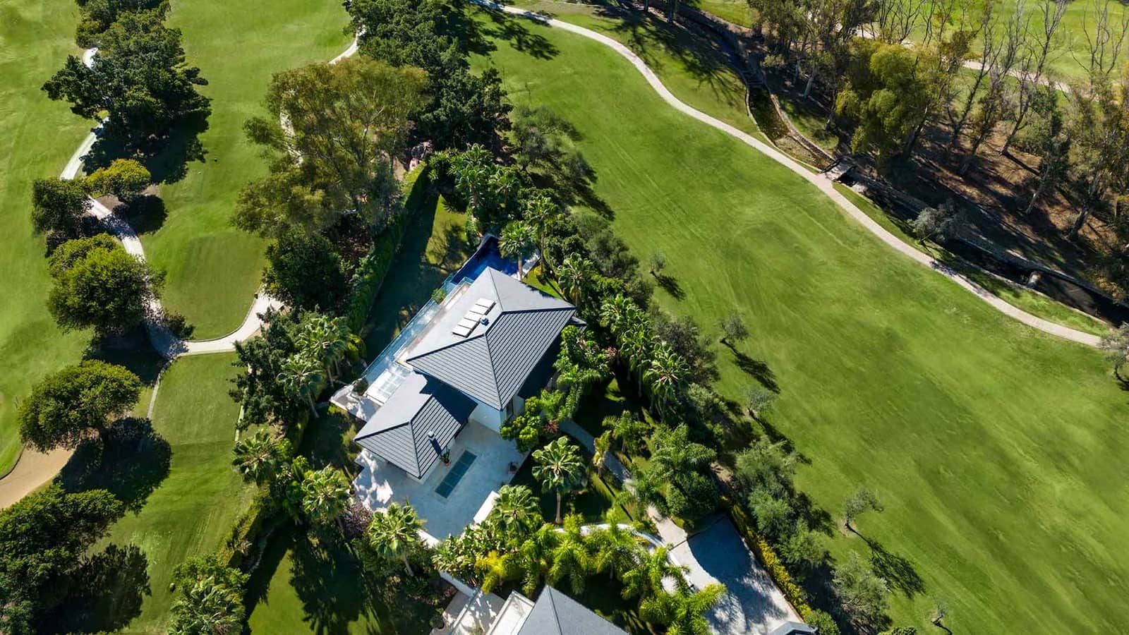 5 soveværelse Villa til salg i Nueva Andalucia med swimmingpool - € 7.500.000 (Ref: 8363029)