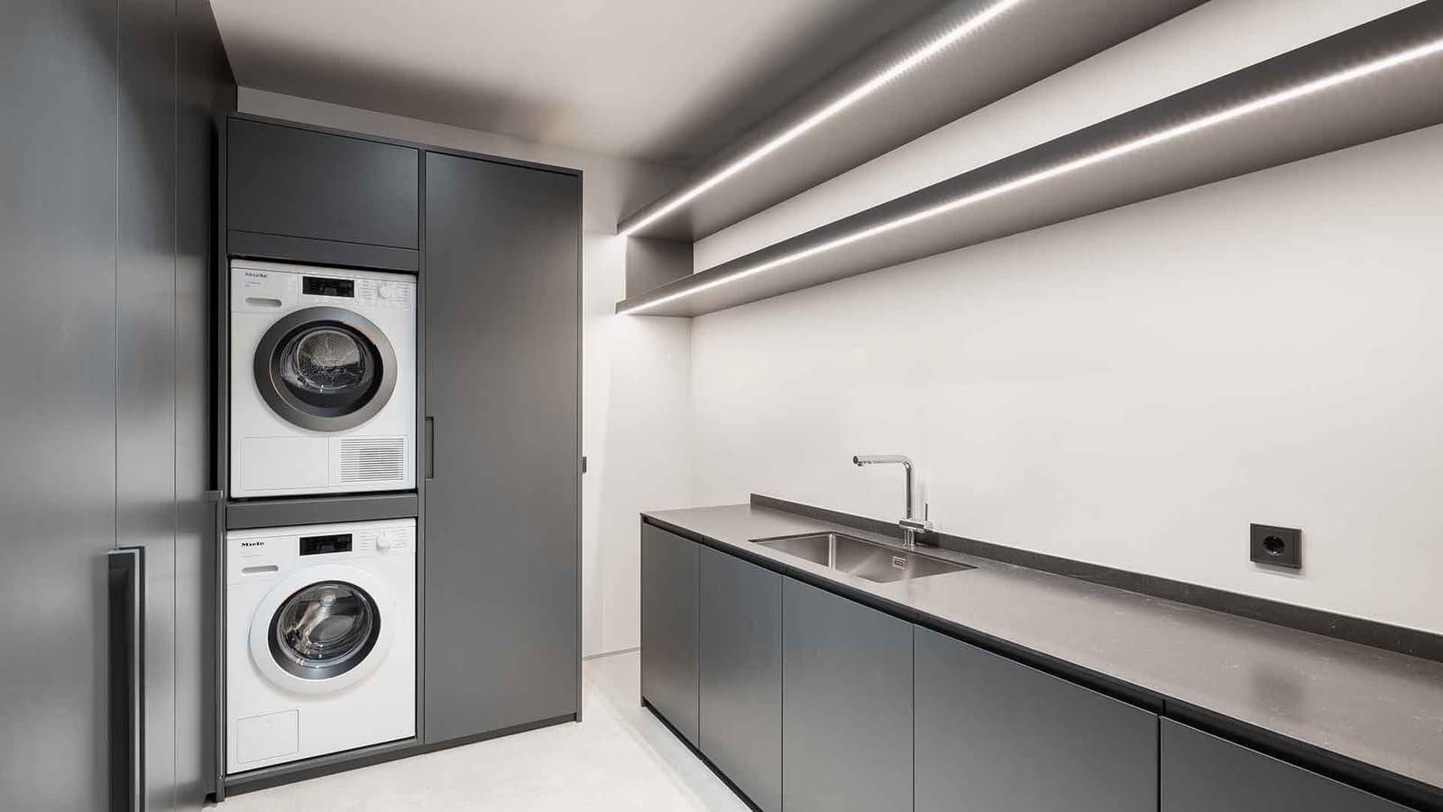 5 soveværelse Villa til salg i Nueva Andalucia med swimmingpool - € 6.950.000 (Ref: 8365836)