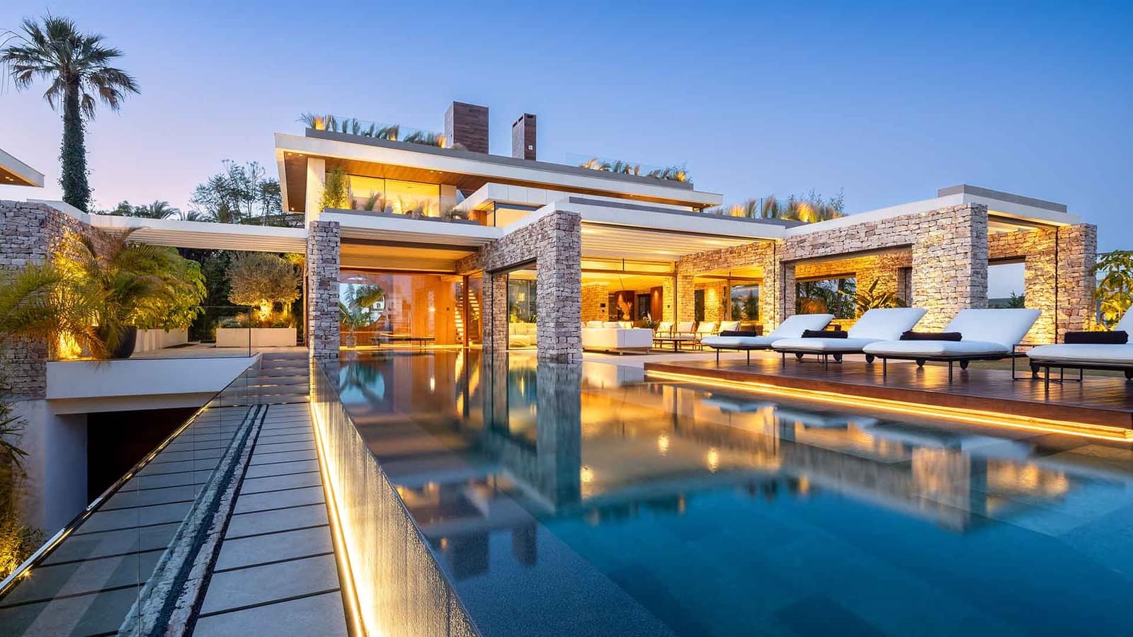 5 soveværelse Villa til salg i Nueva Andalucia med swimmingpool - € 6.950.000 (Ref: 8365836)